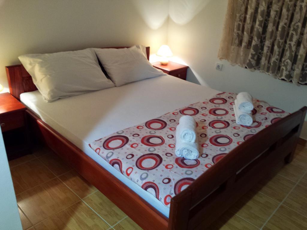 Hotel Old Bazaar Skopje Rum bild