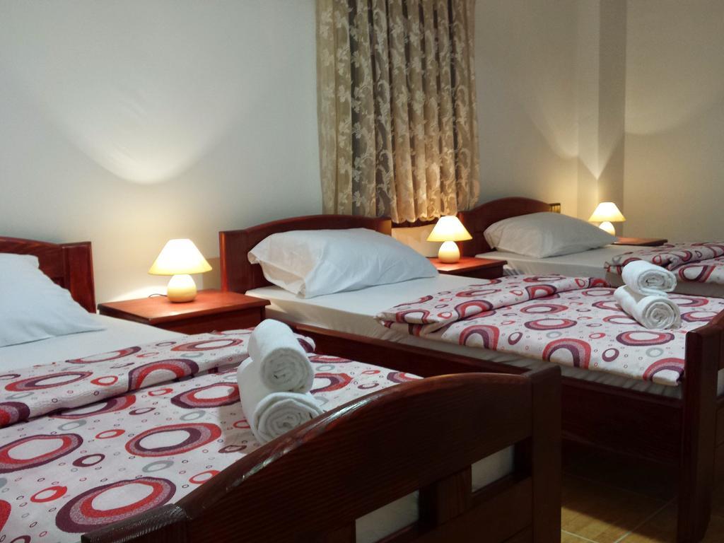 Hotel Old Bazaar Skopje Rum bild