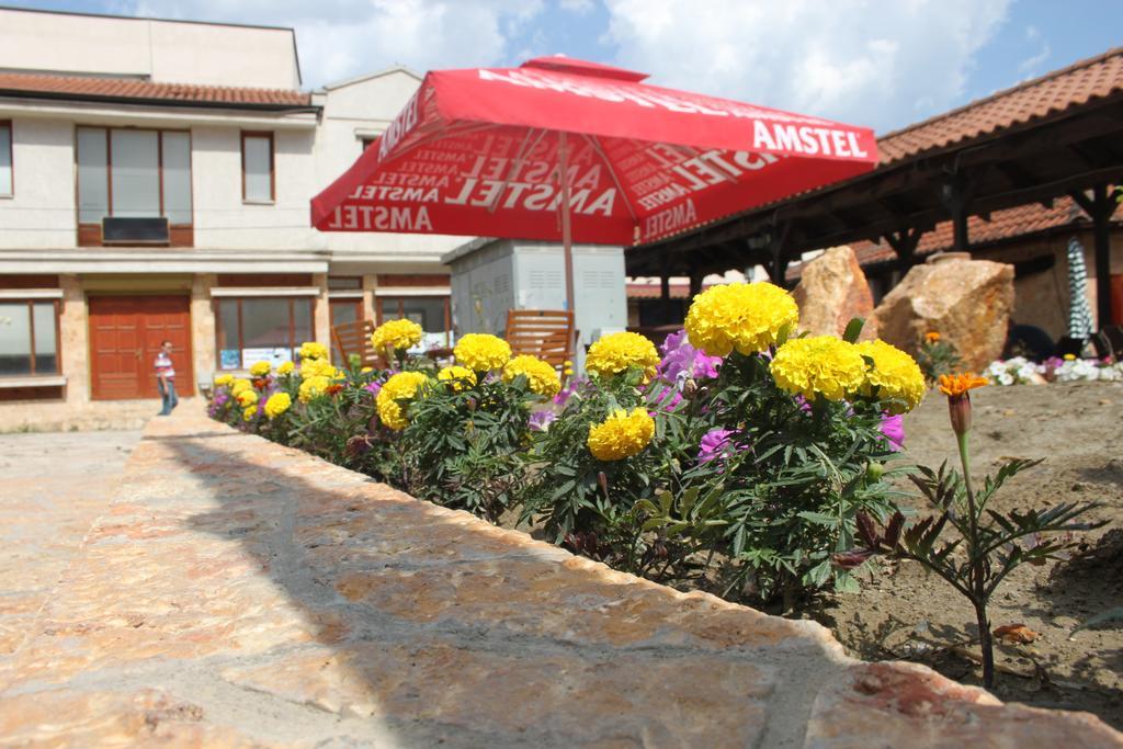 Hotel Old Bazaar Skopje Exteriör bild